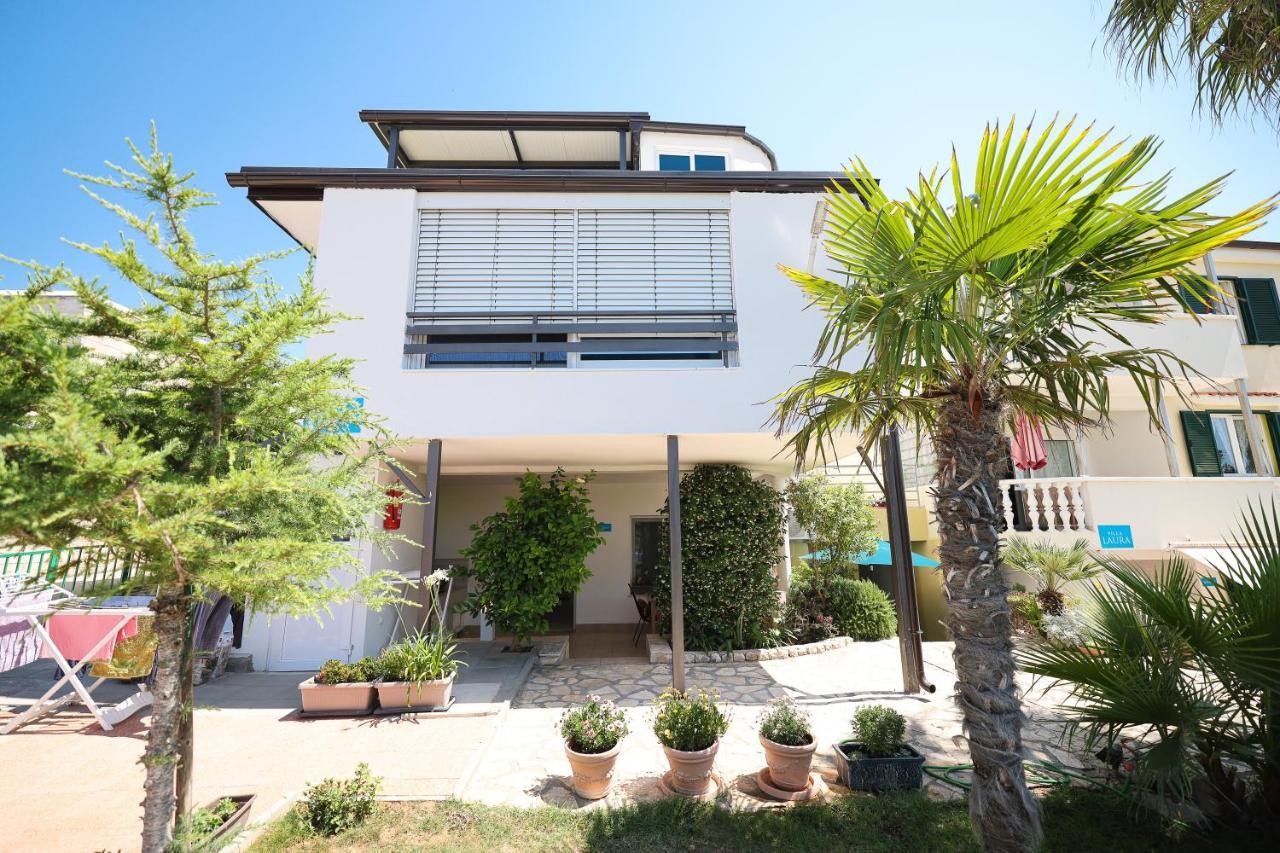 Apartments Malic เพทรอซาเน ภายนอก รูปภาพ
